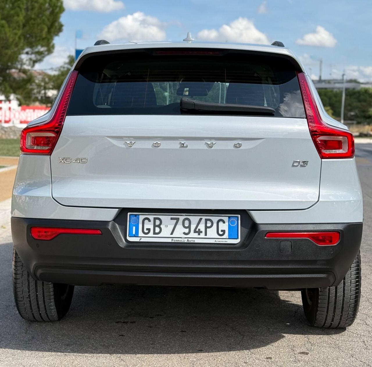 Volvo XC40 2.0 D3 150Cv Geartronic FARI LED-RETROCAM