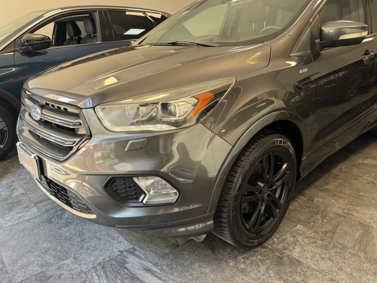 Ford Kuga 1.5 TDCI 120 CV ST-Line Tetto Apribile