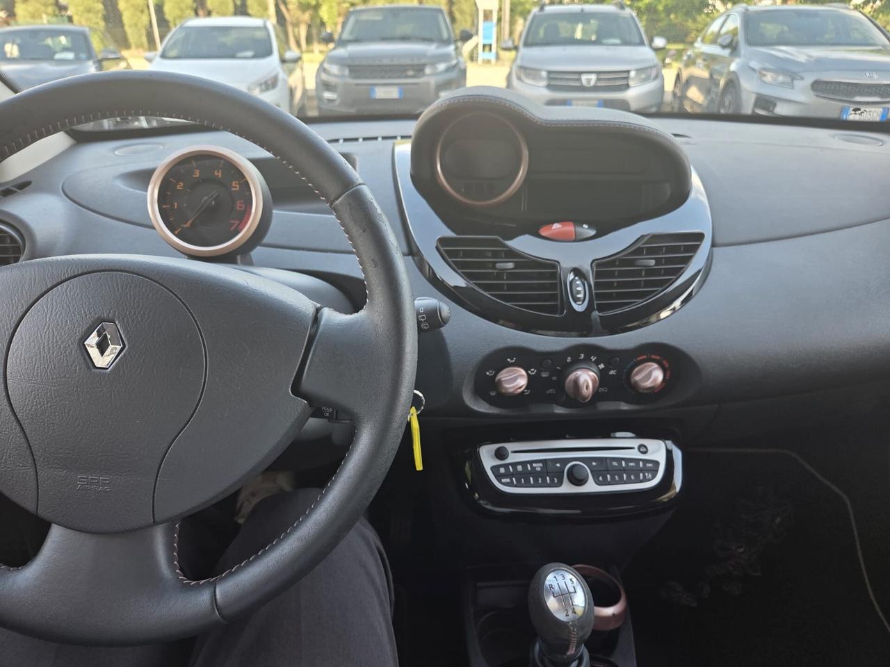 Renault Twingo 1.2 16V LEV Miss Sixty