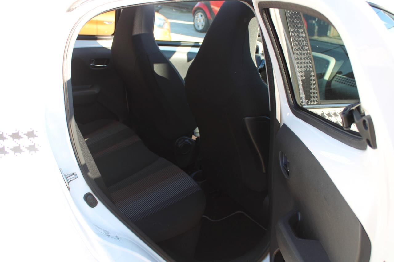 Peugeot 108 PureTech 82 5 porte Active TOP!