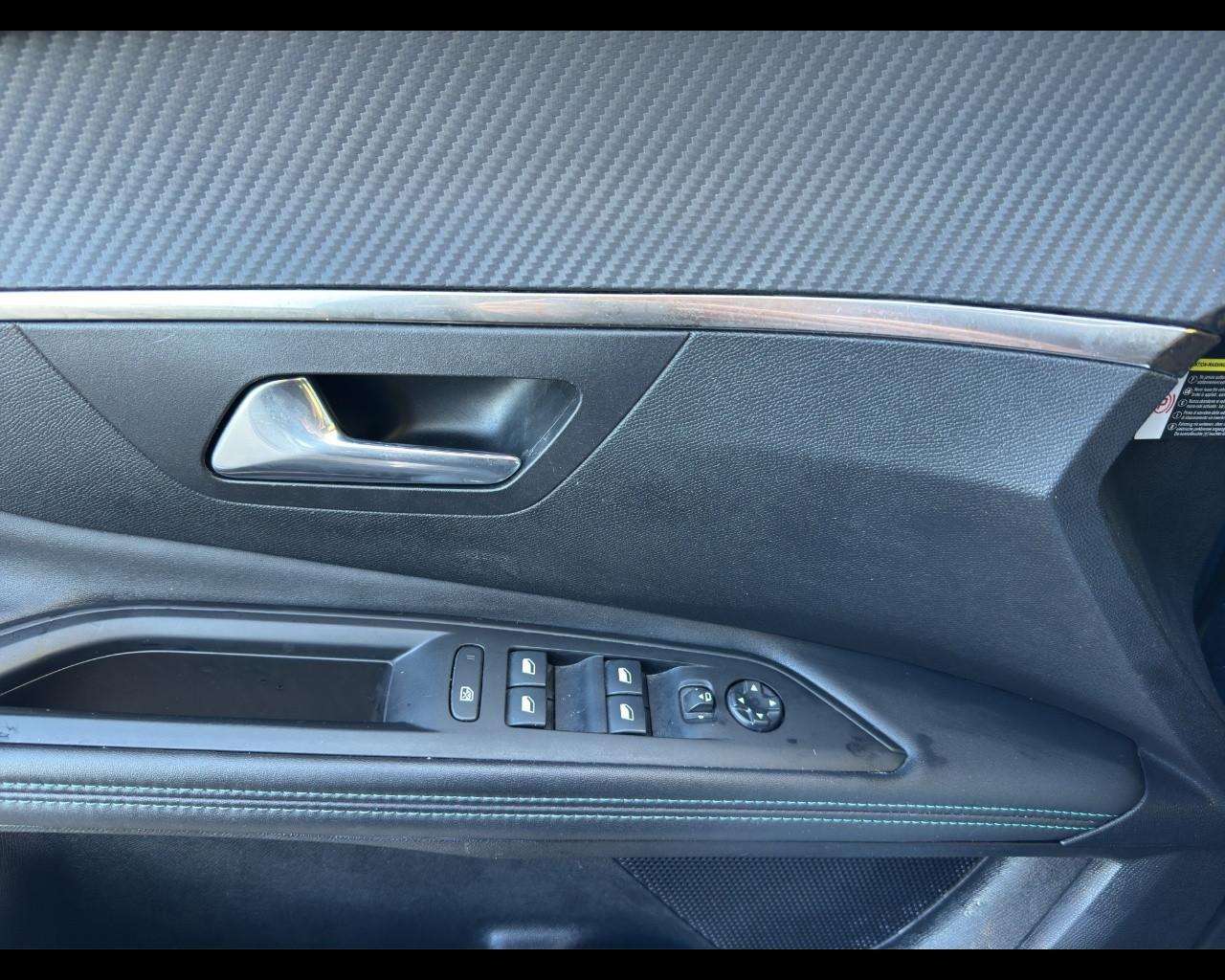 PEUGEOT 3008 2ª serie - 3008 BlueHDi 130 S&S Active Pack