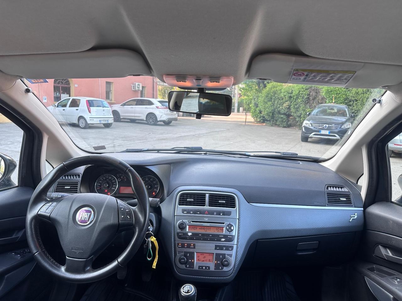 Fiat Grande Punto 1.4 solo 95mila km unipro