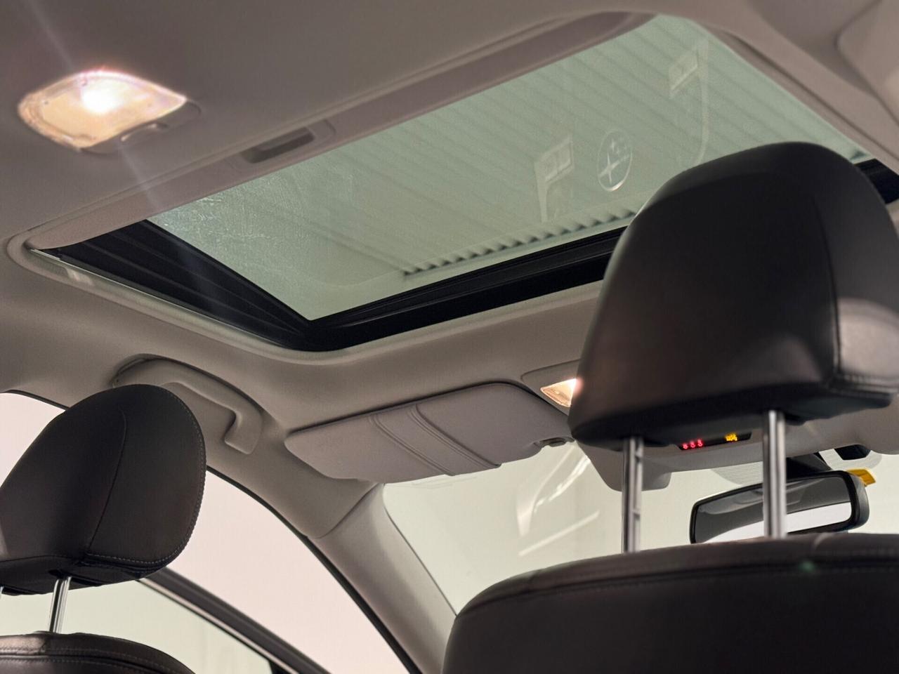 Subaru OUTBACK 2.0d Automatico 4x4 Gancio Traino !