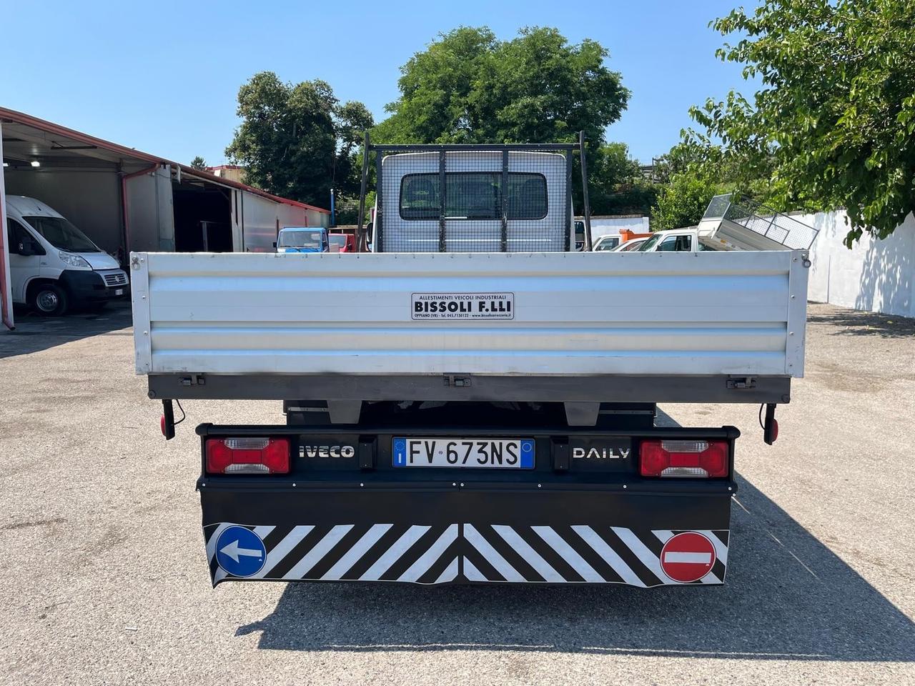 Iveco daily 35-160 -2.3 hpt-cassone fisso -2019