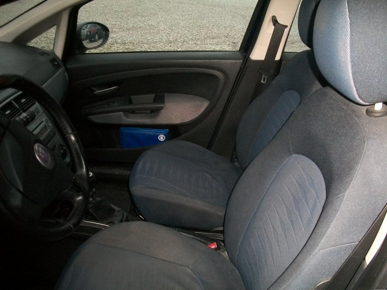 Fiat Grande Punto 1.4 5 porte Active Natural Power NATA A METANO DALLA FIAT,, IL METANO SCADE 30/02/2029 GARANZIA UN ANNO SI NEOPATENTATI REVISIONE SCADE 30/04/2027