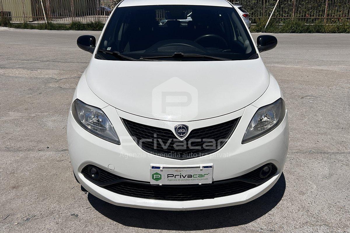 LANCIA Ypsilon 1.2 69 CV 5 porte GPL Ecochic Gold