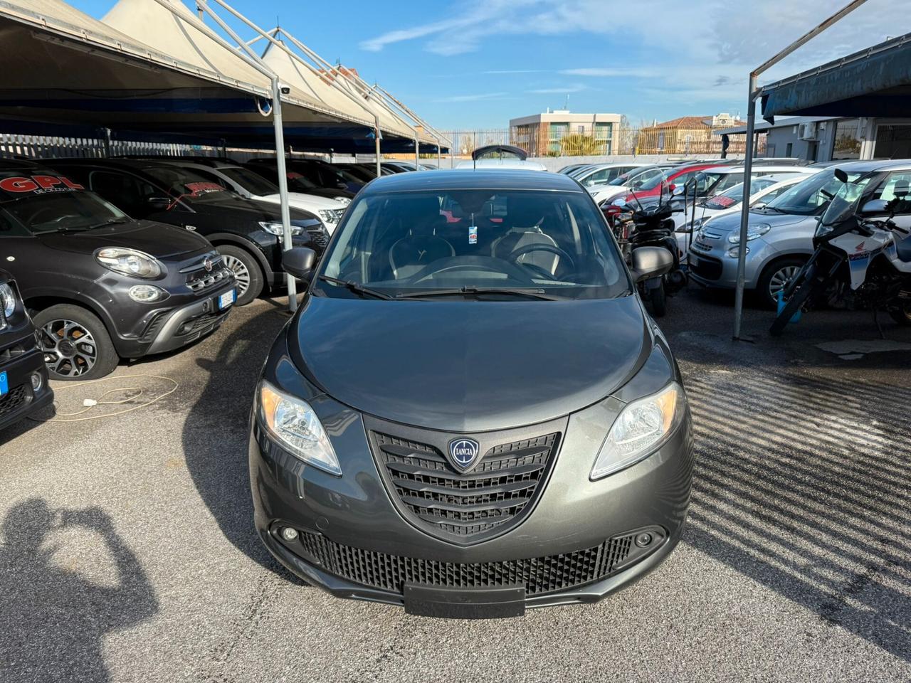 Lancia Ypsilon 1.2 69 CV 5 porte GPL Ecochic Elefantino