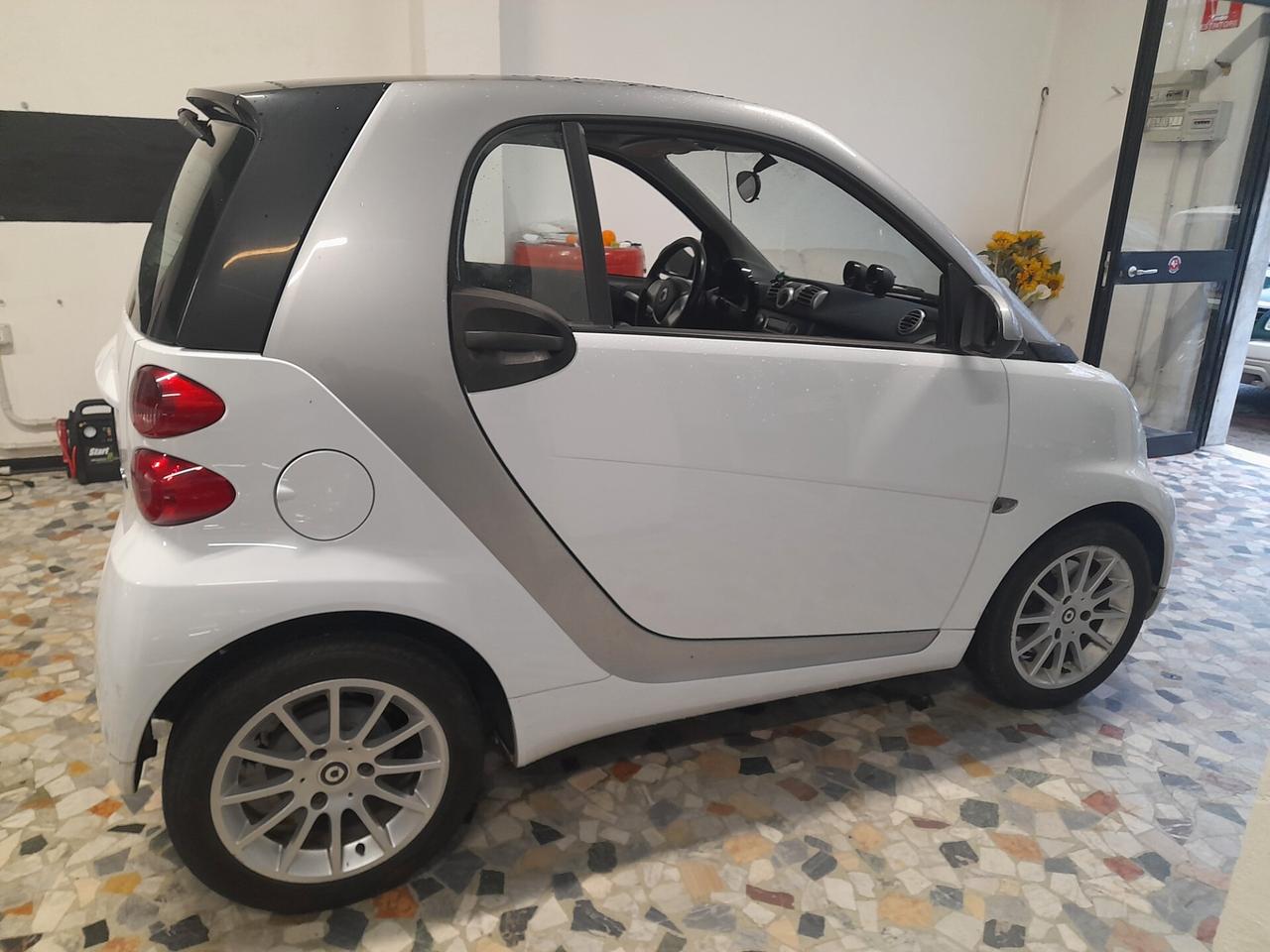 Smart ForTwo 1000 52 kW coupé passion