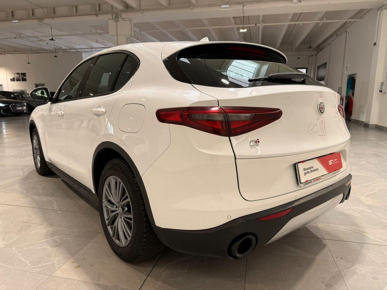 Alfa Romeo Stelvio 2.2 Turbodiesel 190 CV AT8 Q4 Business