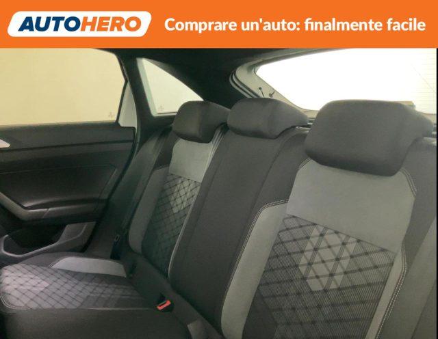 VOLKSWAGEN Taigo 1.0 TSI 110 CV R-Line