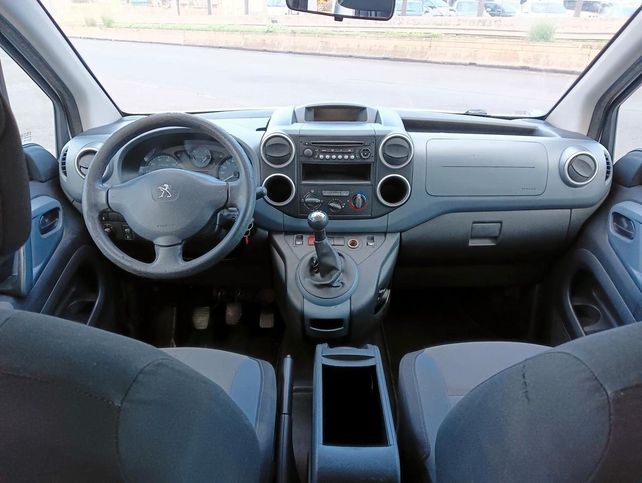 Peugeot Partner Tepee 1.6 HDi 115CV Active