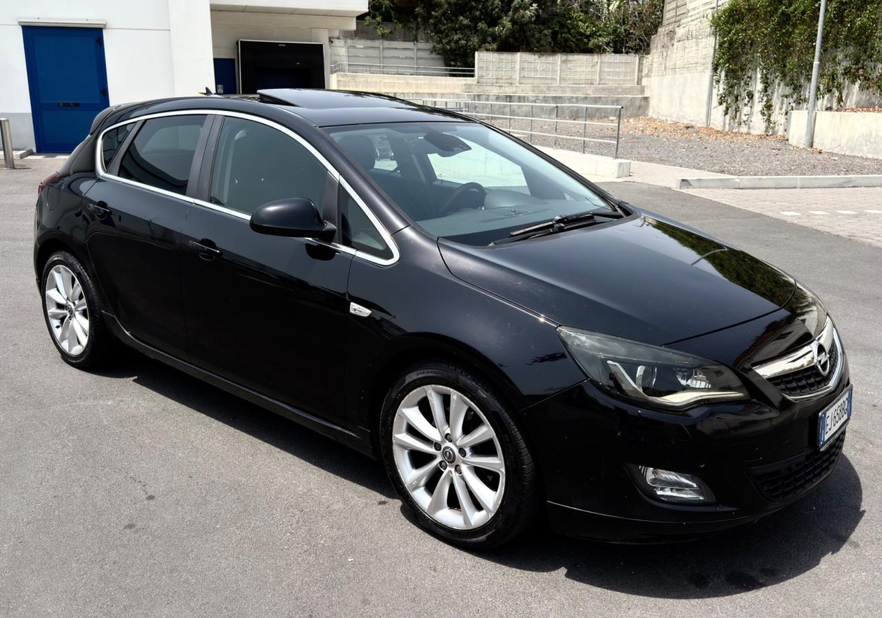 Opel Astra 2.0 CDTI 160CV sport