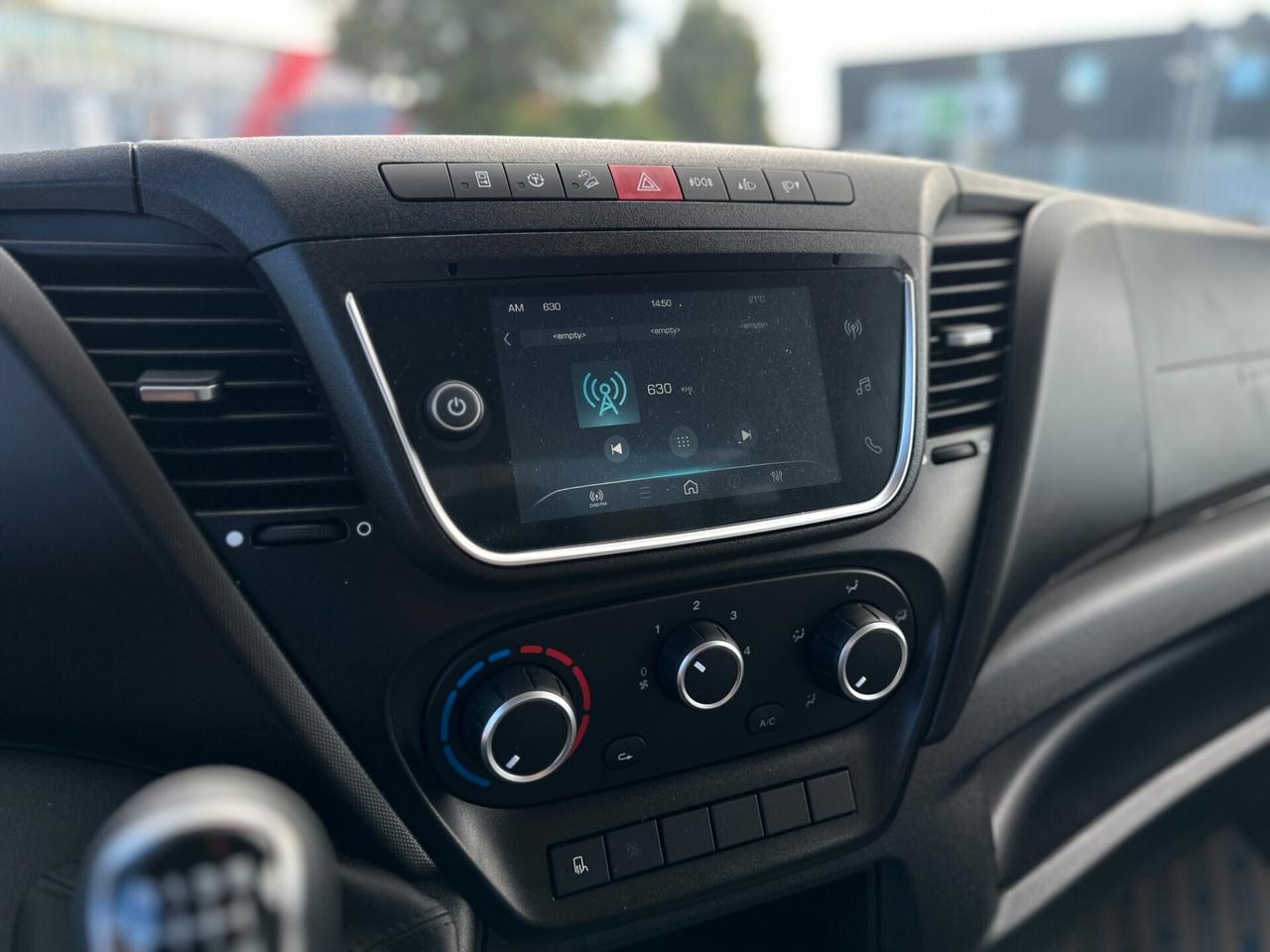 IVECO DAILY 35-180 New Model Isotermico