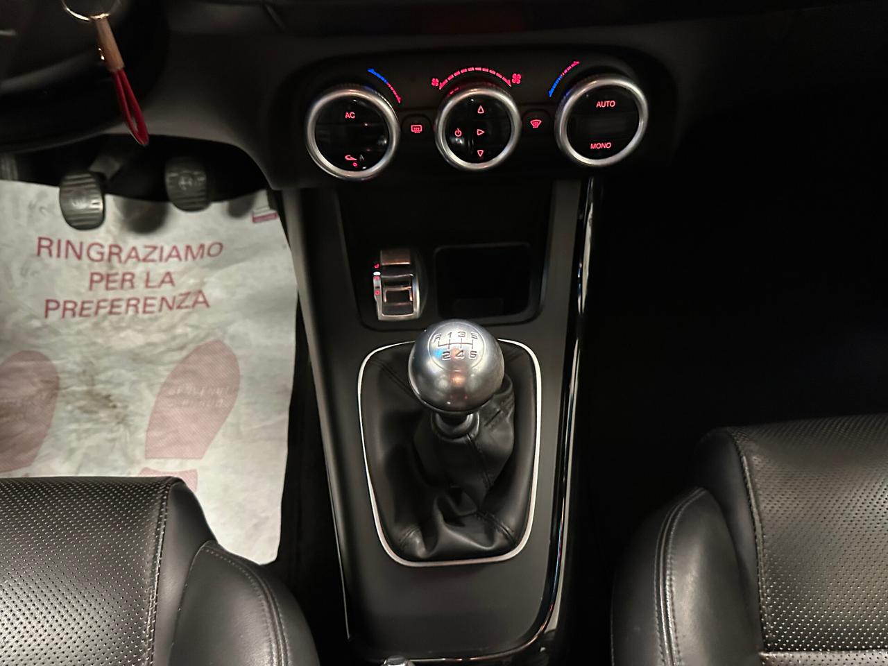 Alfa Romeo Giulietta 1.6 JTDm-2 105 CV Distinctive - 2012