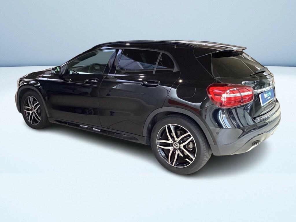 Mercedes GLA 180 180 Sport 7G-DCT