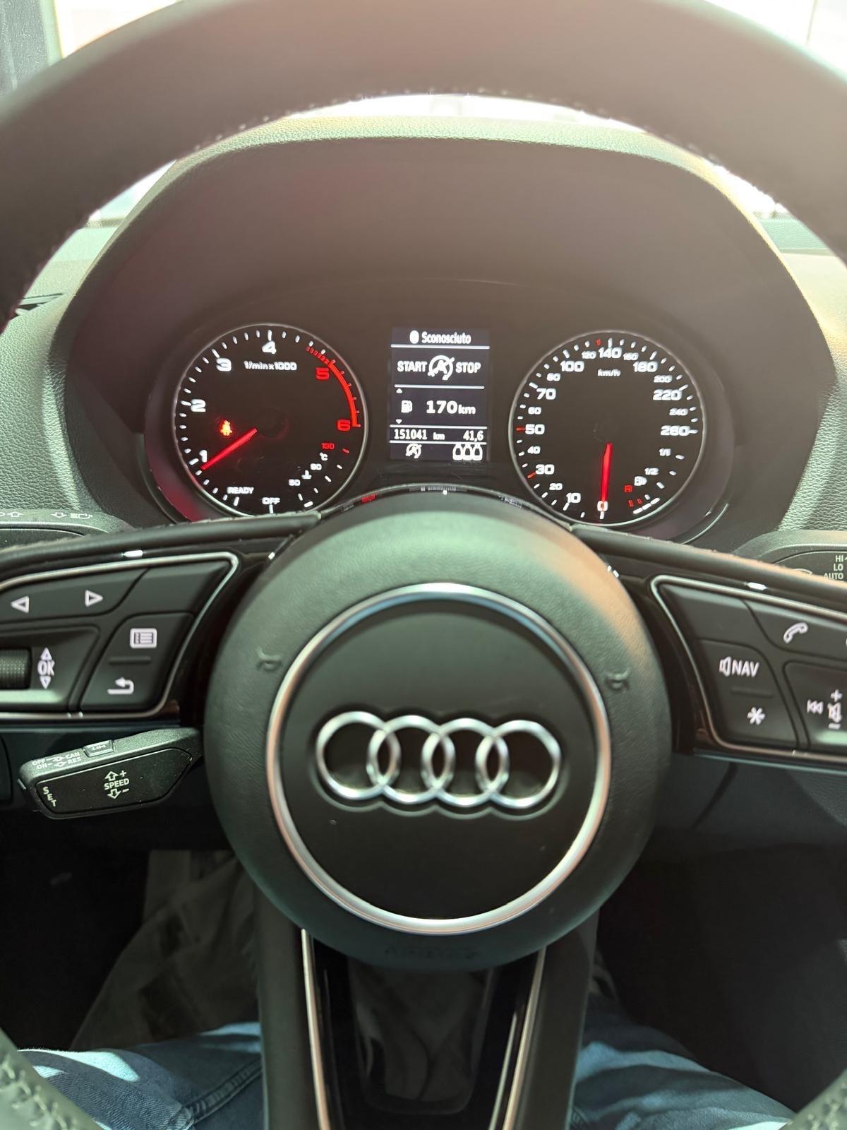 Audi Q2 30 TDI S line Edition