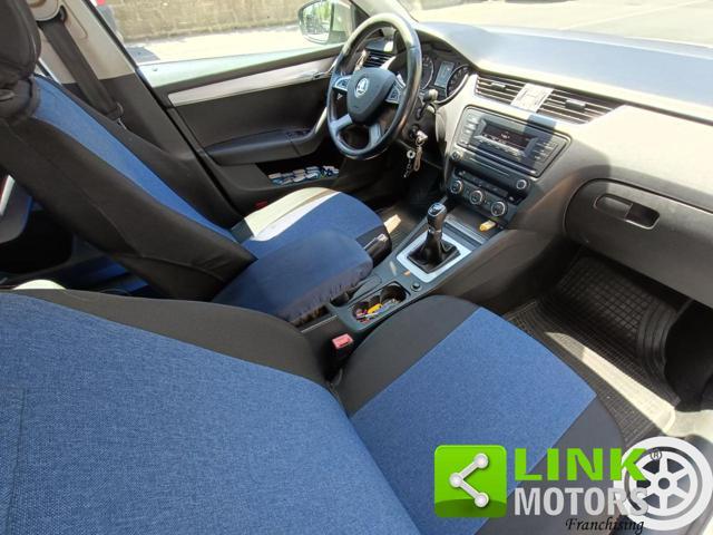 SKODA Octavia 1.6 TDI CR 105 CV Elegance NEOPATENTATI