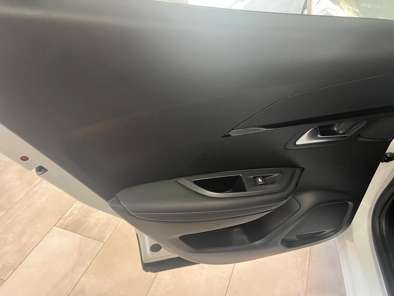 Peugeot 2008 BlueHDi 130 S&S EAT8 GT Pack. IVA ESPOSTA