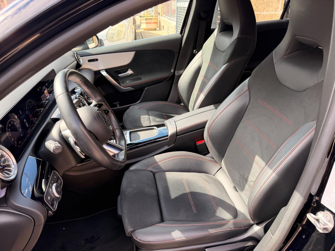 Mercedes-benz A180 d Automatic AMG LINE-2023 AMBIENT/LED
