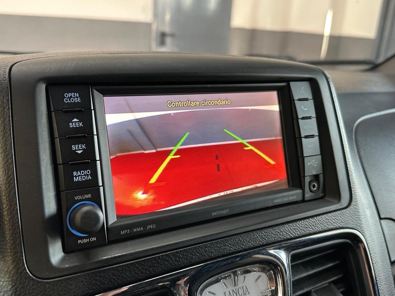 Lancia Voyager 2.8 Turbodiesel S 177 CV