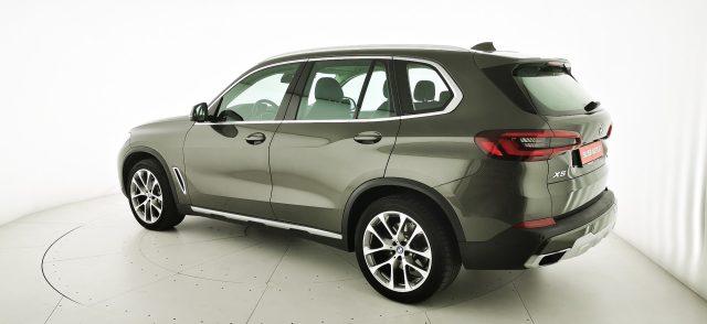 BMW X5 xDrive30d 48V xLine