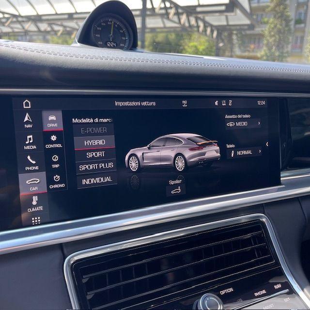 PORSCHE - Panamera - 4 E-Hybrid