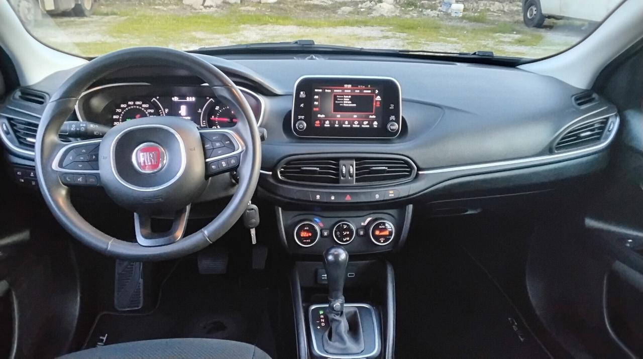 Fiat Tipo 1.6 Mjt S&S DCT SW Lounge