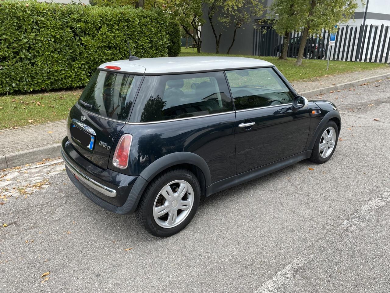Mini 1.4 tdi One D de luxe
