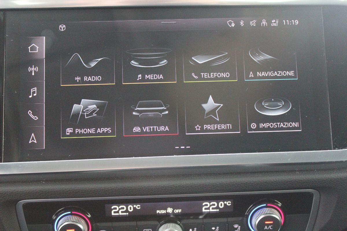 AUDI - Q3 - 35 TDI S tronic Business