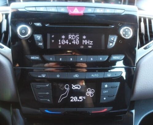 Lancia Ypsilon 1.3 MJT 16V 95 CV 5 porte S&S Elle STUPENDA INTERNO ALCANTARA CLIMA AUTOMATICO
