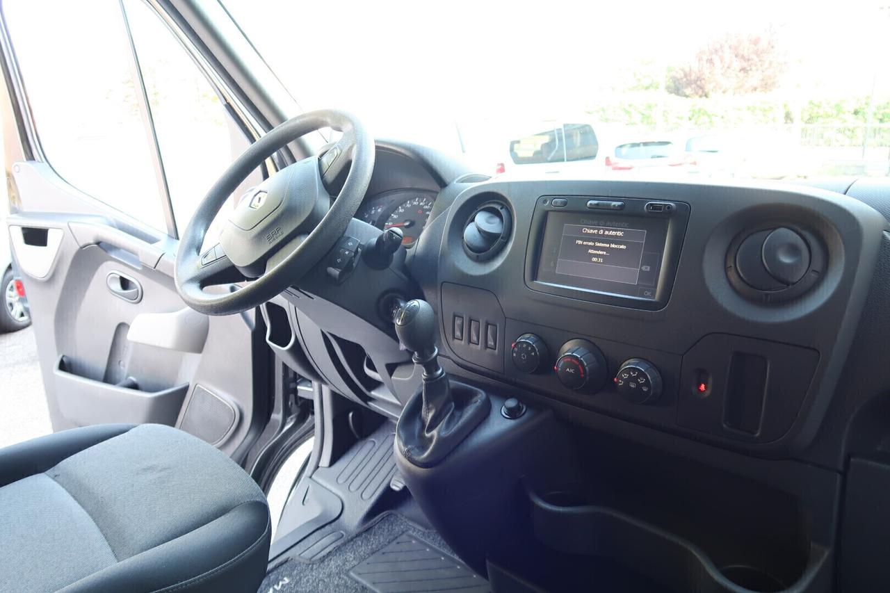 Renault Master 2.3 dCi TA L2 H2 VAN