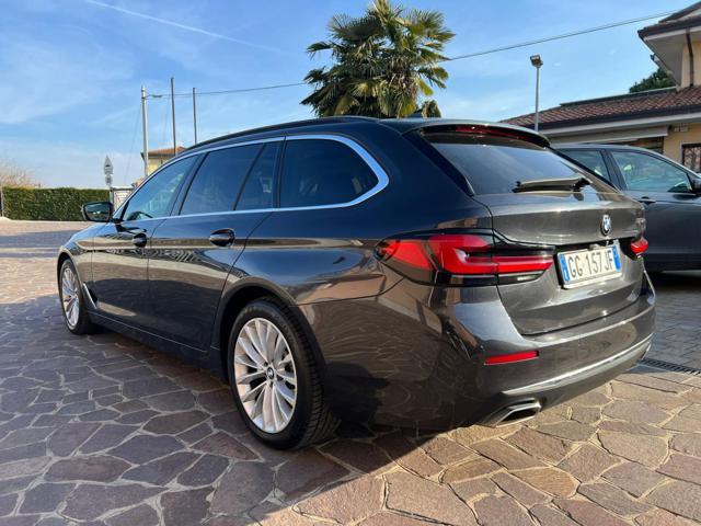 BMW 520 d 48V Touring Luxury - TETTO - PELLE -