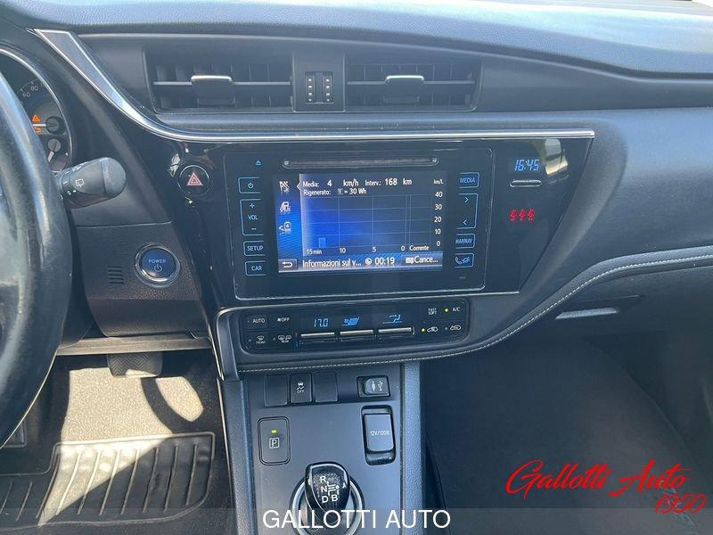 Toyota Auris Touring Sports 1.8h Business cvt