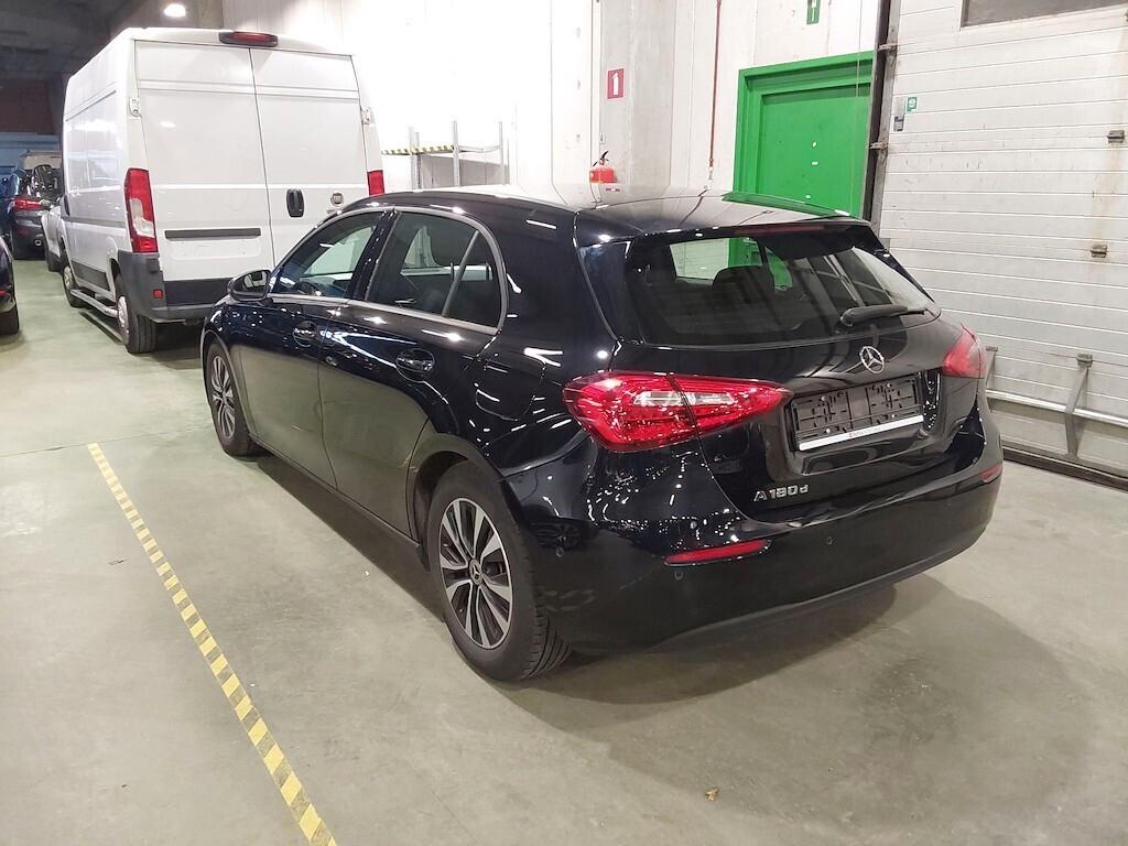 MERCEDES-BENZ A 180D 116CV AUTOMATIC BUSINESS SOLUTION ( NAVI PREMIUM - CRUISE - PARK ASSISTANT ) CC. 1.950