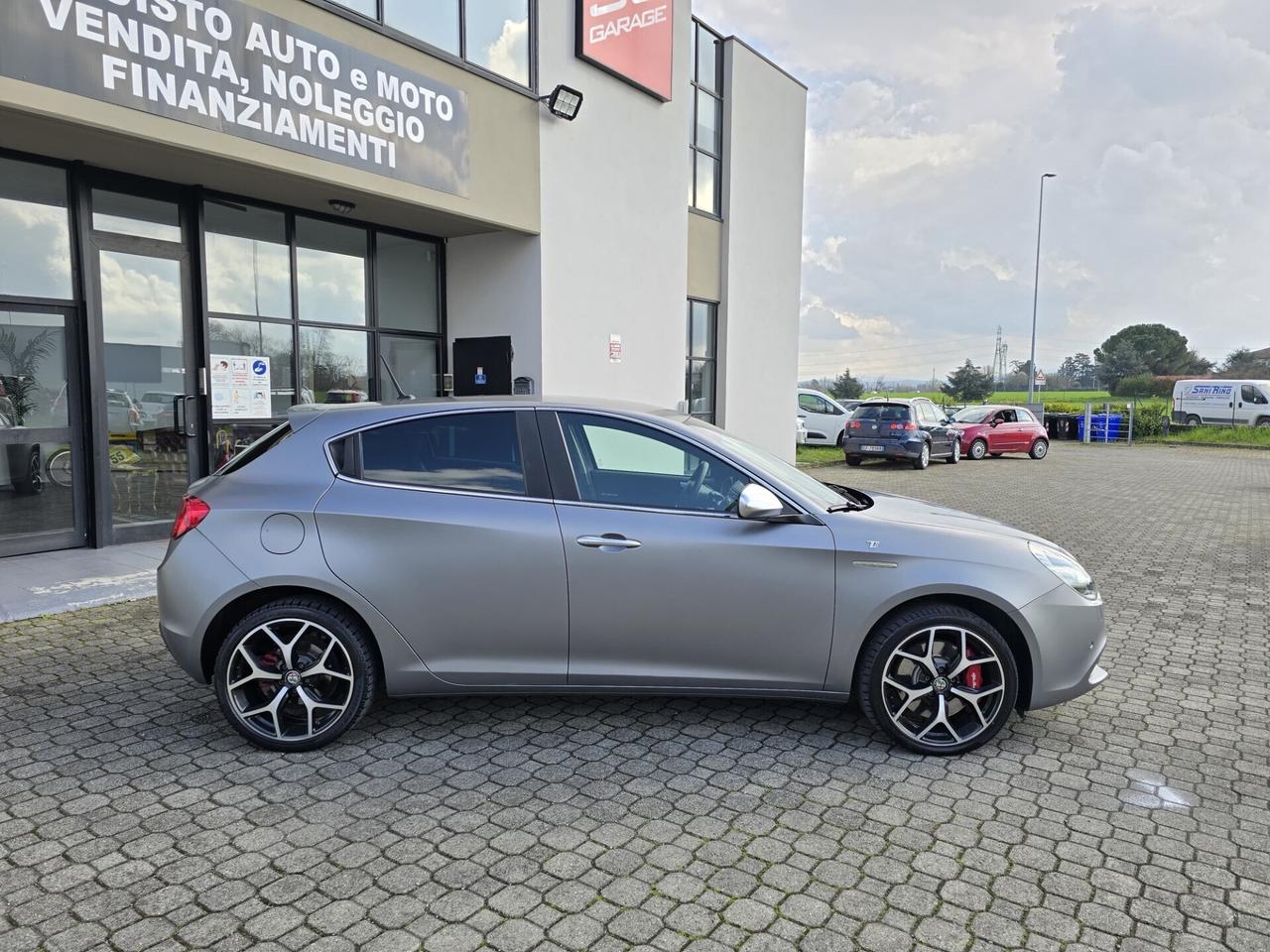 Alfa Romeo Giulietta 1.6d.|ALLEST. Ti |GRIGIO OPACO