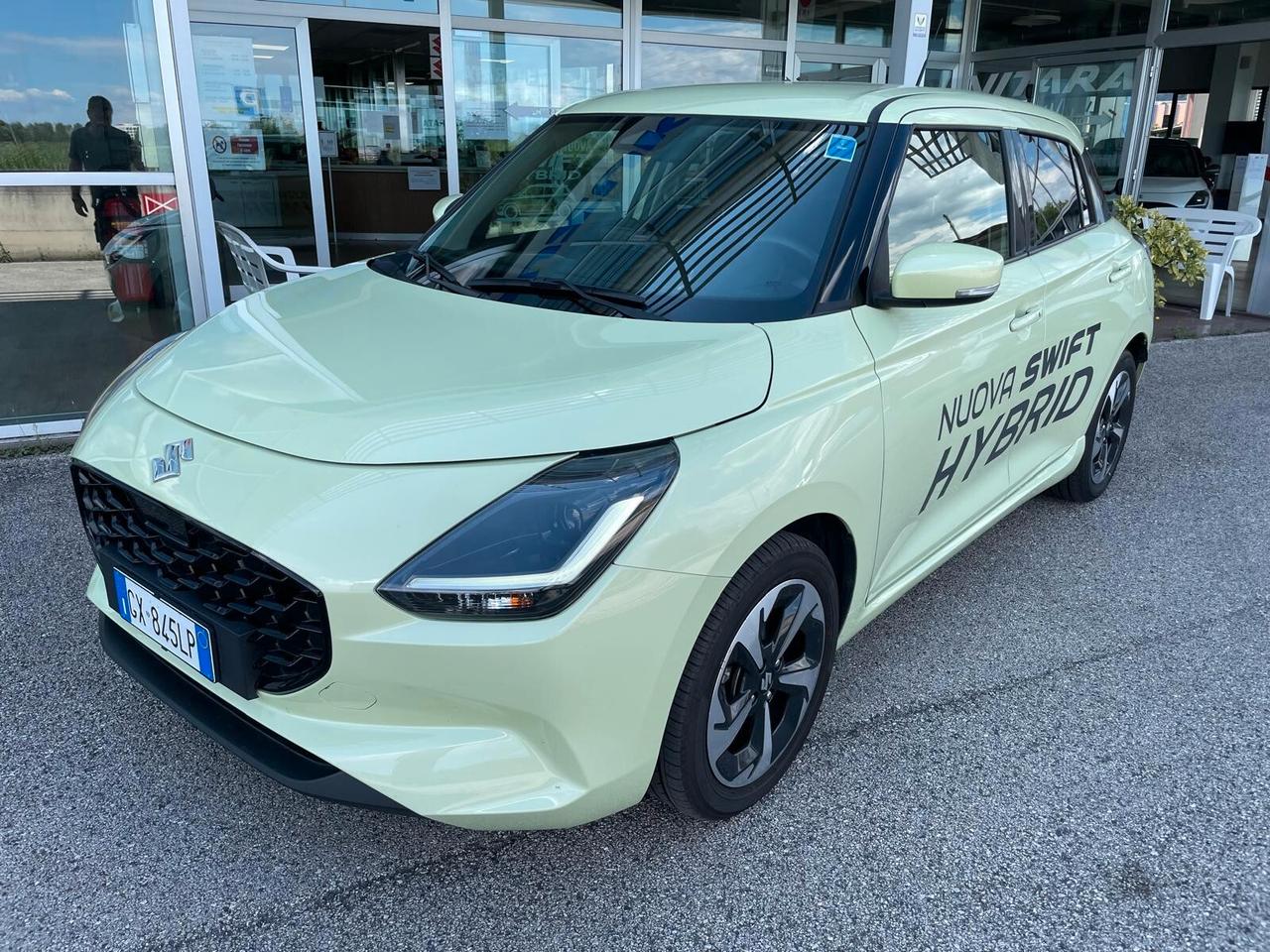 Suzuki Swift 1.2 Hybrid Top