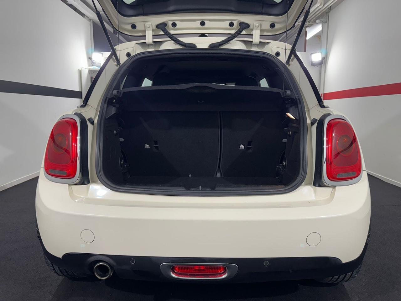 Mini Cooper D 1.5* EURO 6*