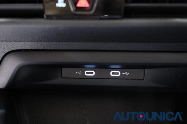 VOLKSWAGEN Golf Variant 1.0 ETSI EVO DSG LIFE FULL LED