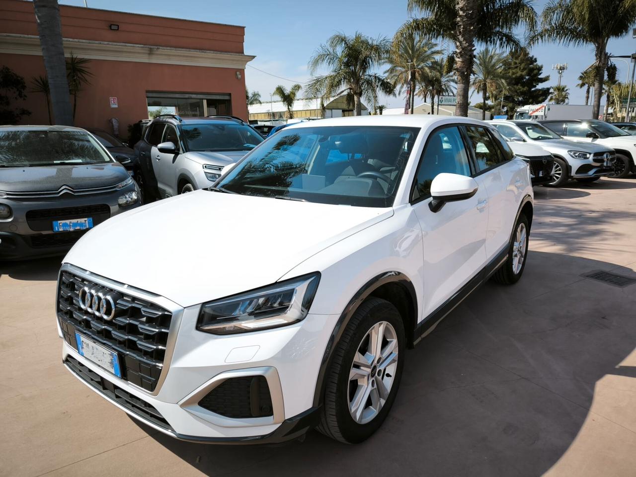 Audi Q2 30 TDI Business