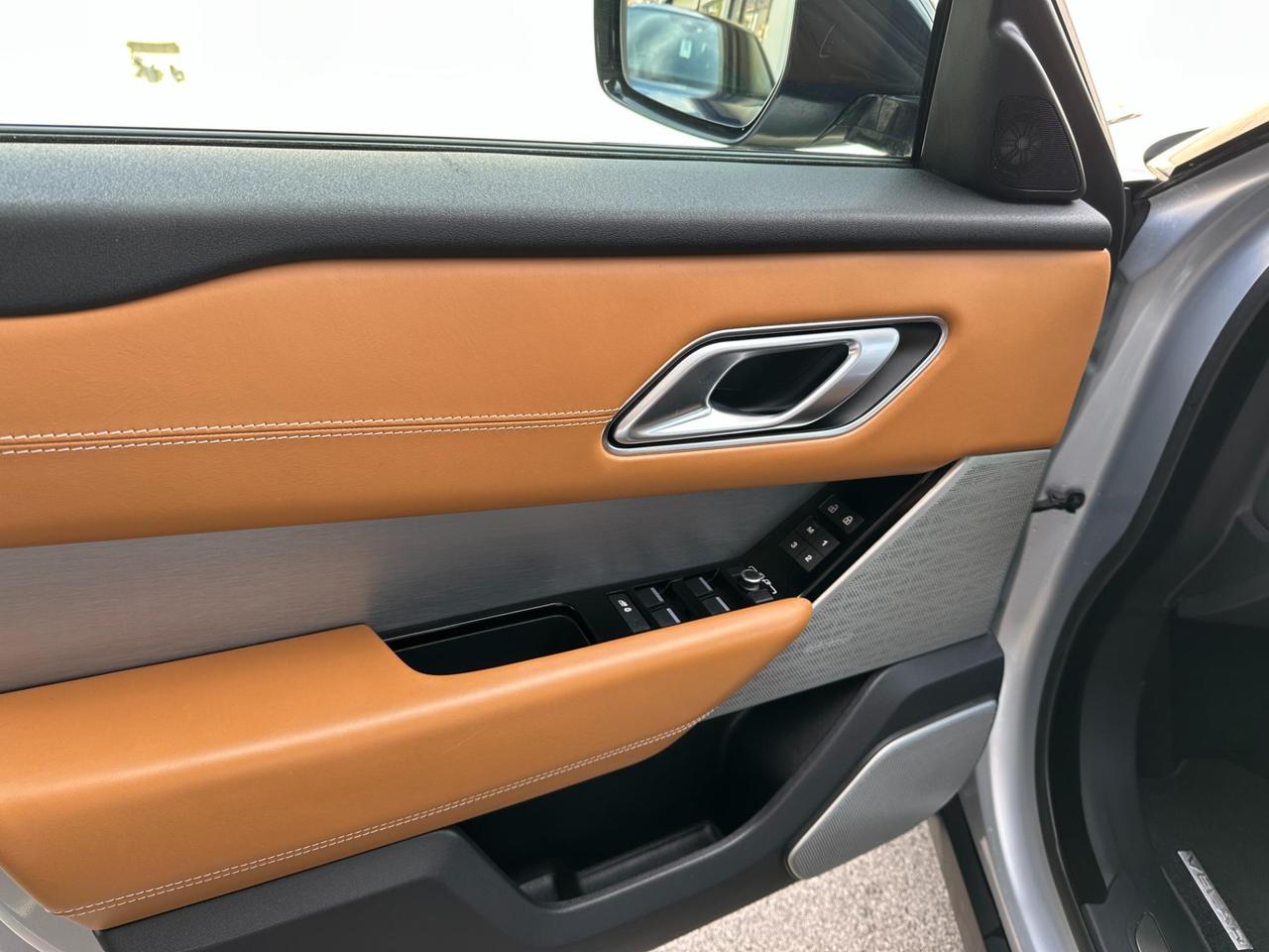 Land Rover Range Rover Velar 3.0d i6 mhev R-Dynamic HSE 4wd 300cv auto