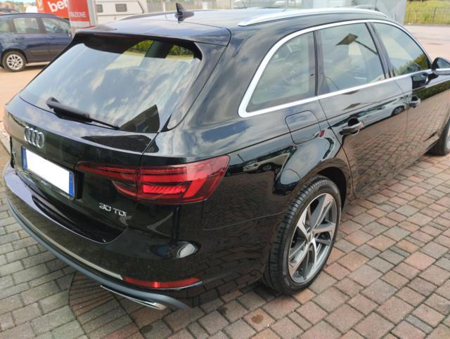 AUDI A4 Avant 30 TDI S tronic