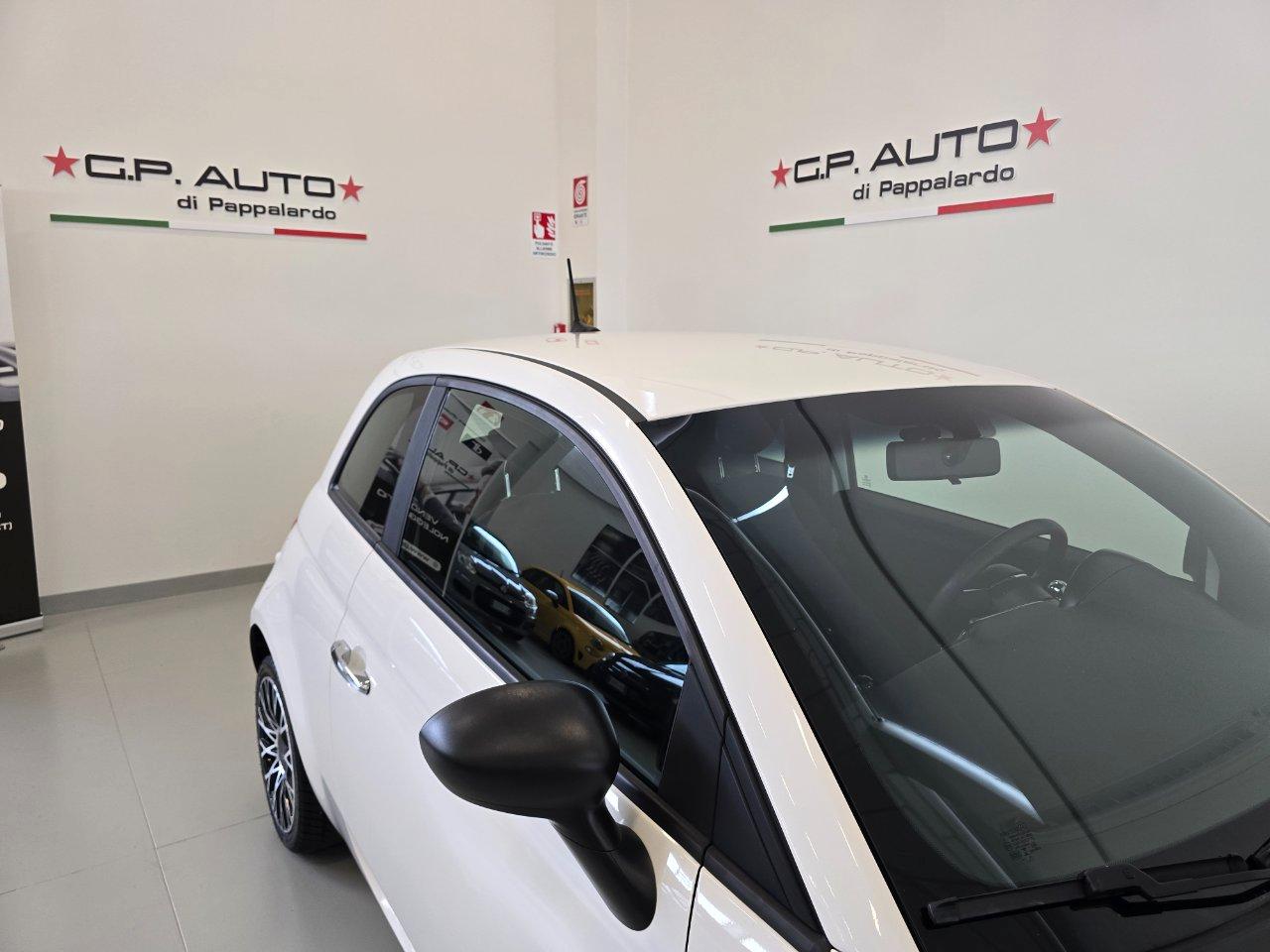 Fiat 500 1.0 hybrid Connect 70cv