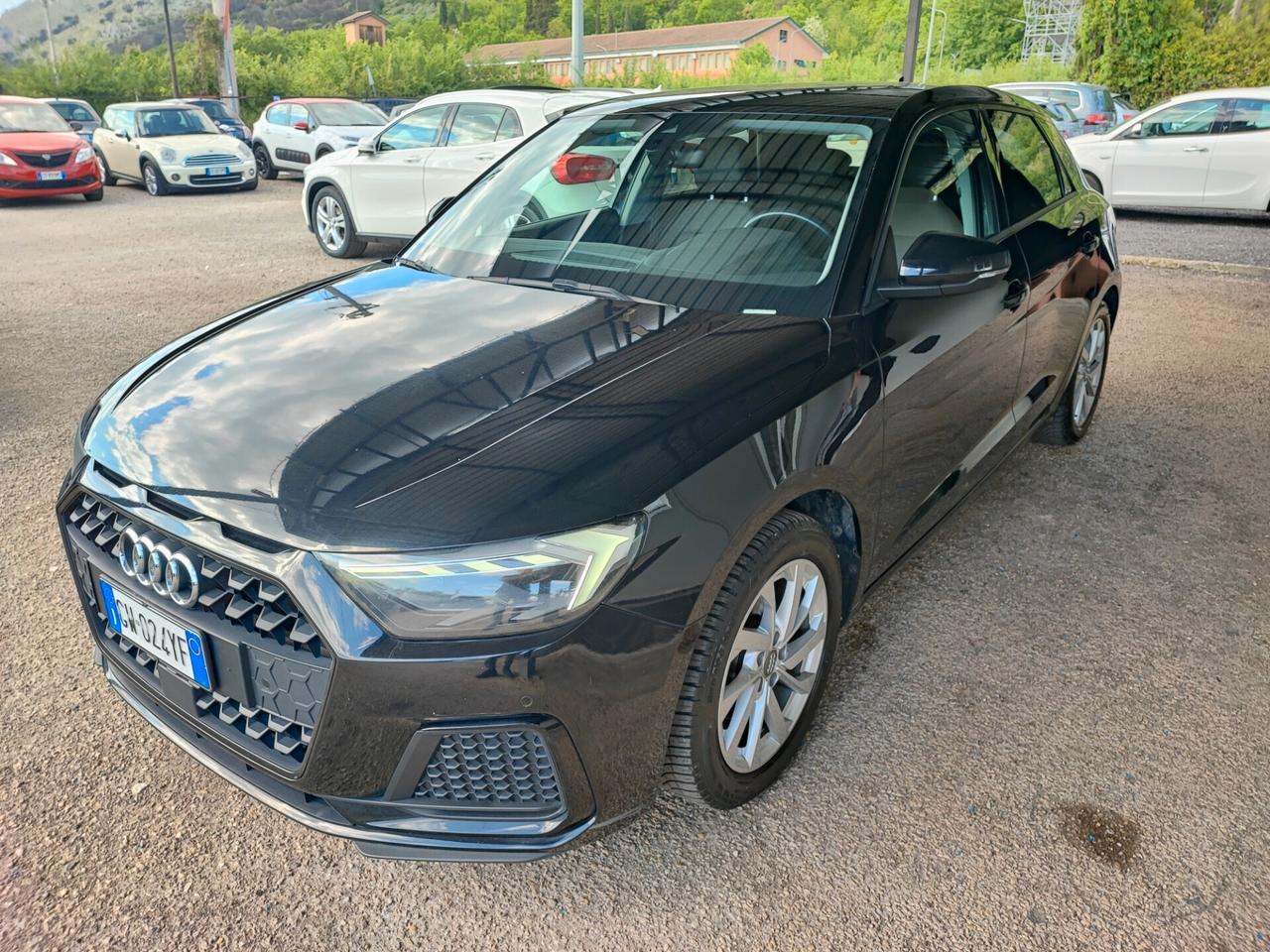 Audi A1 SPB 30 TFSI S tronic line edition