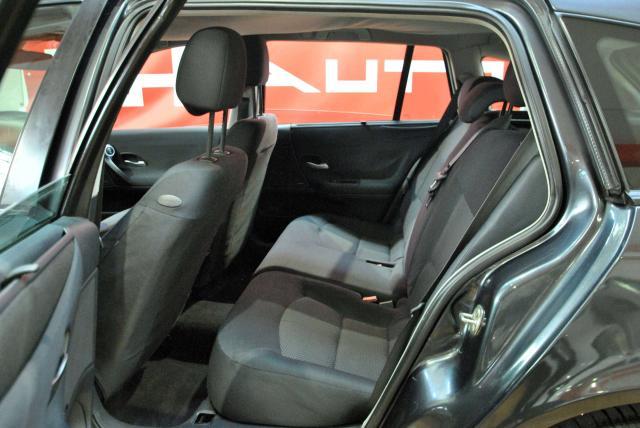 Renault Laguna Laguna III 2005 Grandtour Grandtour 1.9 dci Luxe Dynamique