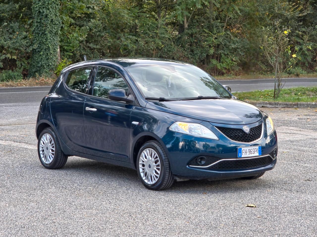 Lancia Ypsilon 1.2 69 CV 5 porte GPL Ecochic Platinum 2018-E6 NEO