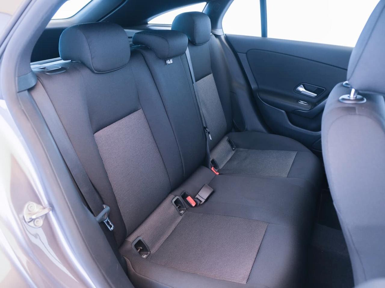 Mercedes-benz CLA 180 d Automatic Shooting Brake Business