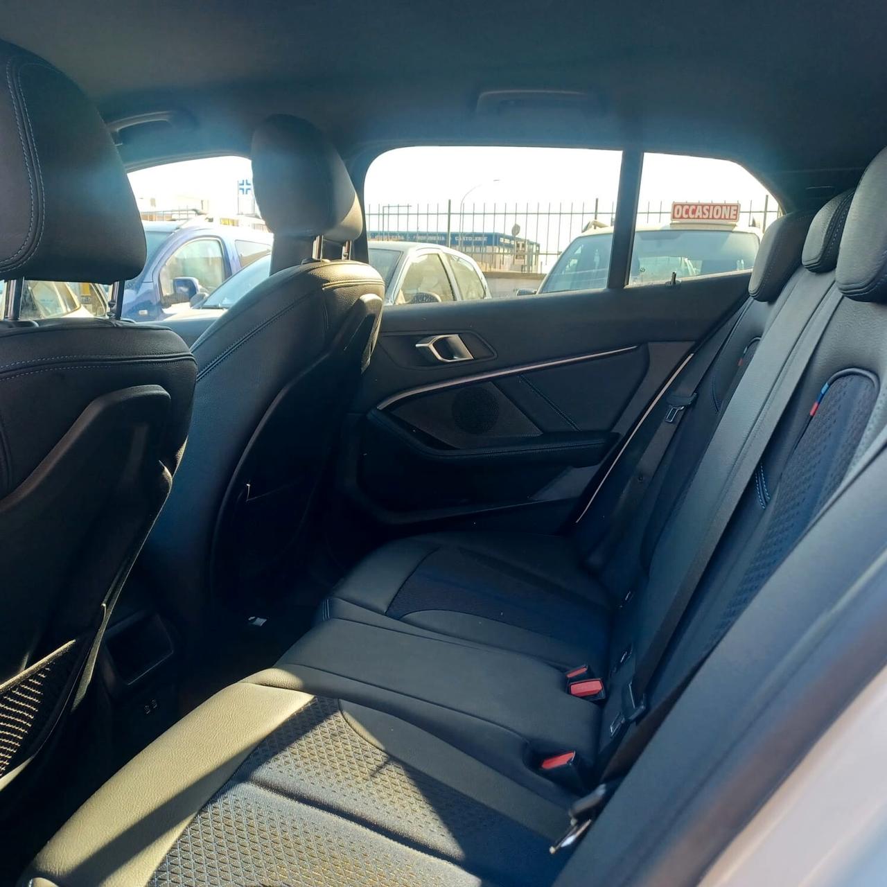 76558KM BMW SERIE 1 1.5 MSPORT AUTOM PERFETTO