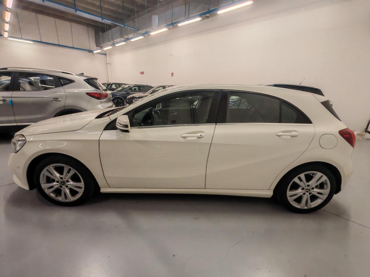 Mercedes-benz A 180 A 180 d Automatic Sport