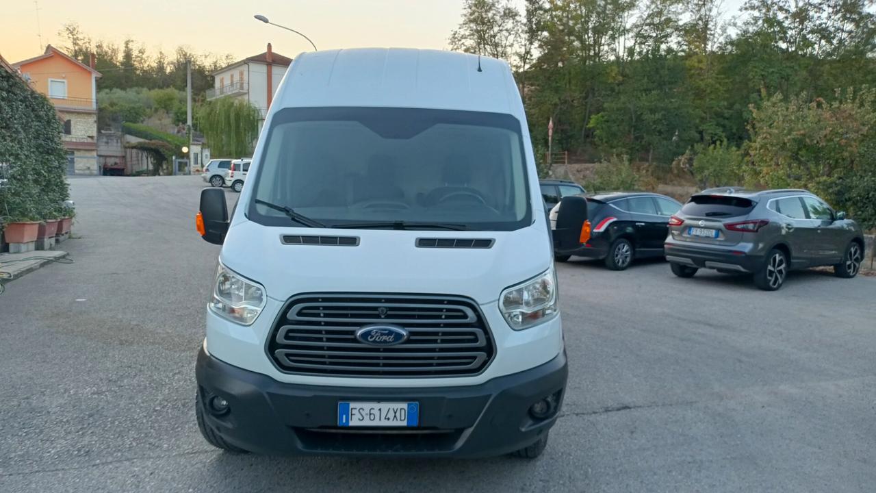Ford Transit 2.0 diesel Maxi tetto alto anno 2018 in eccellenti condizioni