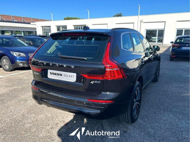Volvo XC60 B4 197+14 CV Automatica Mild Hybrid Diesel Core in Conto Vendita